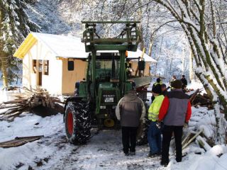 Galerie Arbeitseinsatz Feuerwehr 08.12.2012 anzeigen